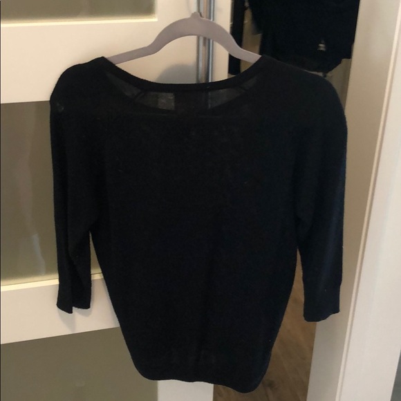Black sweater - Picture 2 of 2